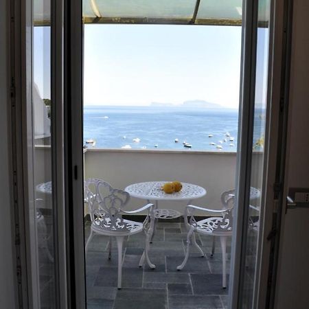 פרוסידה Calise Guest House מראה חיצוני תמונה